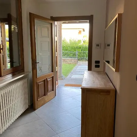 Vittoria Apartment Erba
