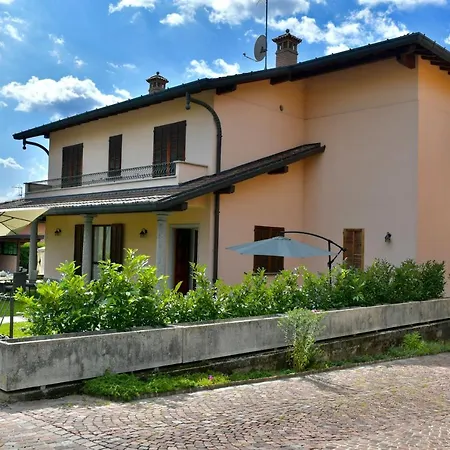 Vittoria Apartment