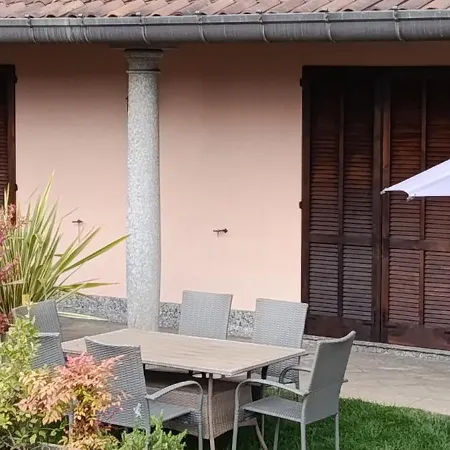 アパート Vittoria エルバ