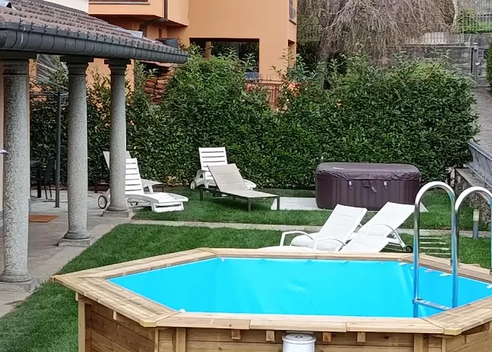 Vittoria Apartmán Erba